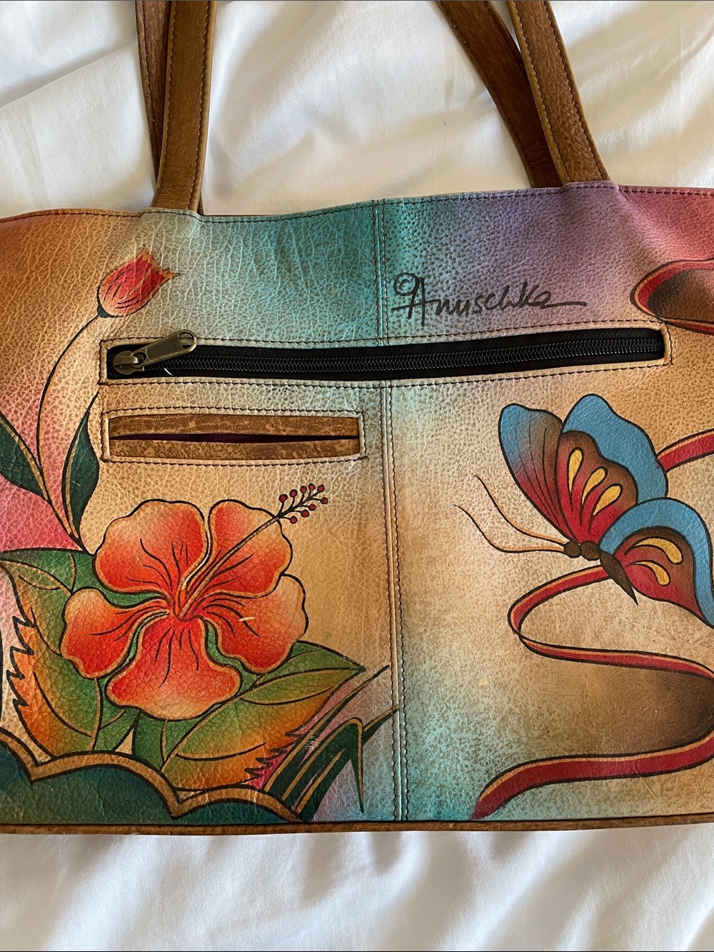 Anuschka Hand-Painted Butterfly & hibiscus floral Leather Shoulder Bag - Picture 4 of 15